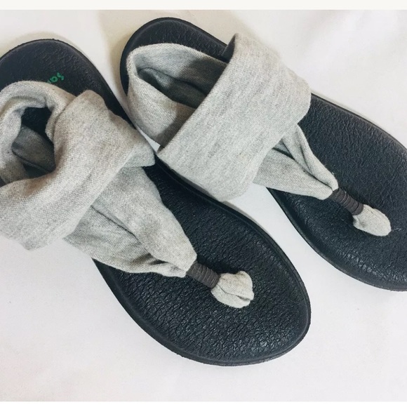 sanuk cloth sandals
